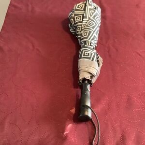 Elegant Black and White Swirl Umbrella